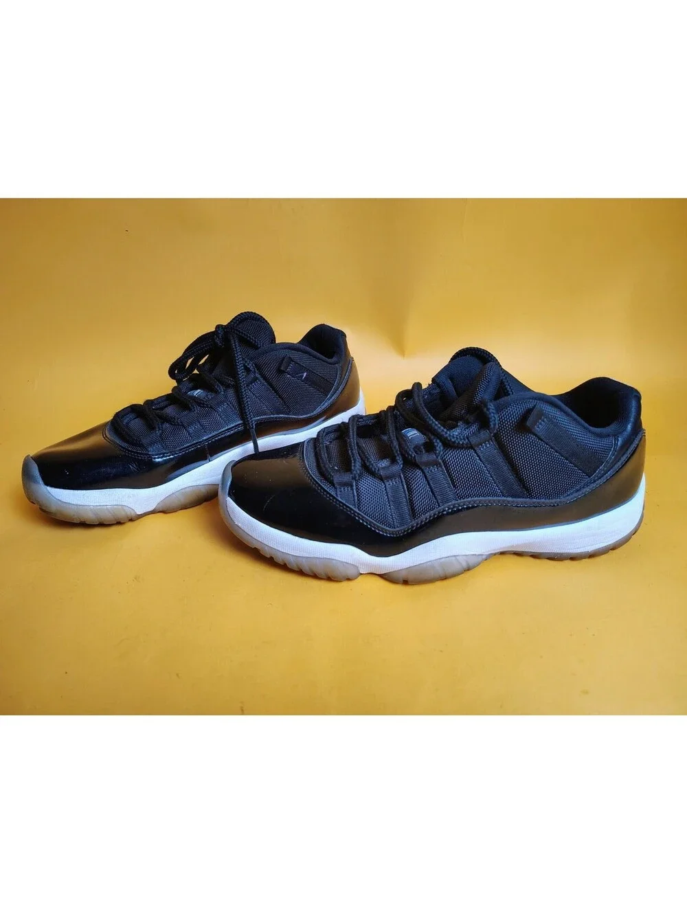 Air Jordan 11 XI Retro Low Space Jam Black Royal FV5104-004 Men's Size 9.5 Used